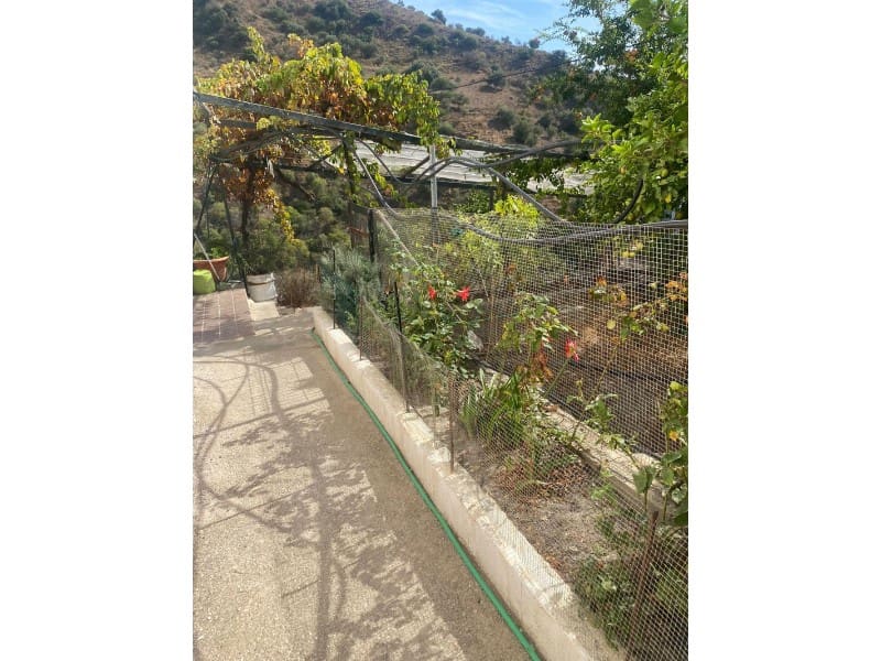 6 soveværelse Byhus til salg i Canillas de Aceituno med garage - € 133.000 (Ref: 8869958)