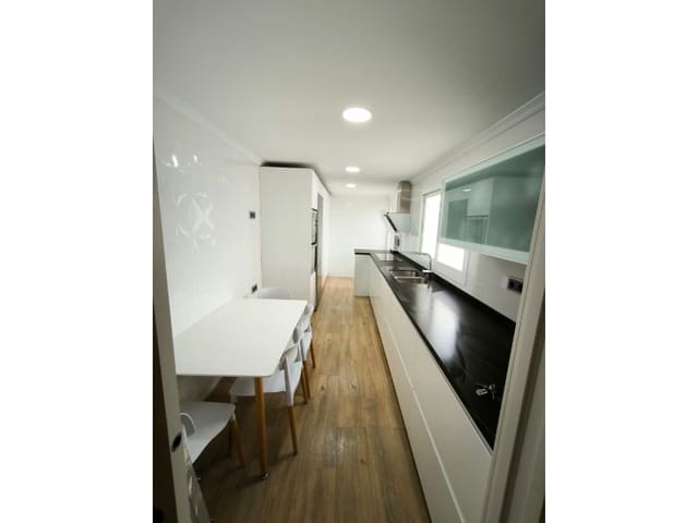 3 makuuhuone Asunto myytävänä paikassa Vélez-Málaga - 289 000 € (Ref: 8900622)