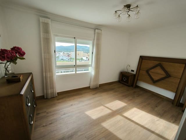 3 makuuhuone Asunto myytävänä paikassa Vélez-Málaga - 289 000 € (Ref: 8900622)