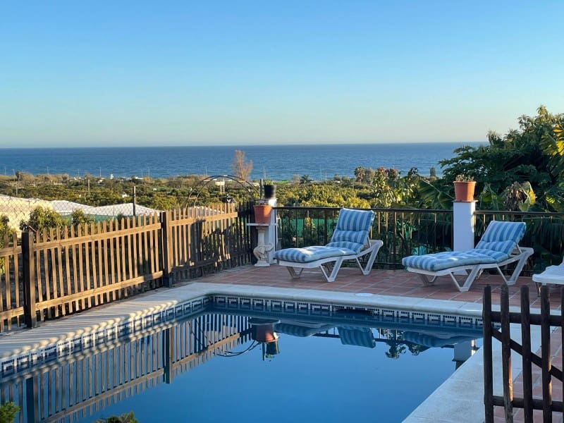 3 soveværelse Finca/Landehus til salg i Nerja med swimmingpool garage - € 549.000 (Ref: 8921587)