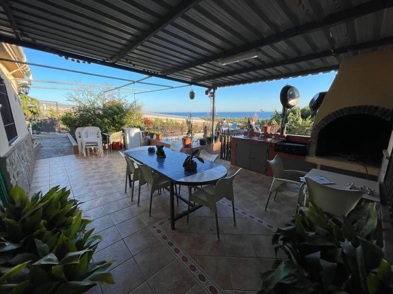 3 soveværelse Finca/Landehus til salg i Nerja med swimmingpool garage - € 549.000 (Ref: 8921587)