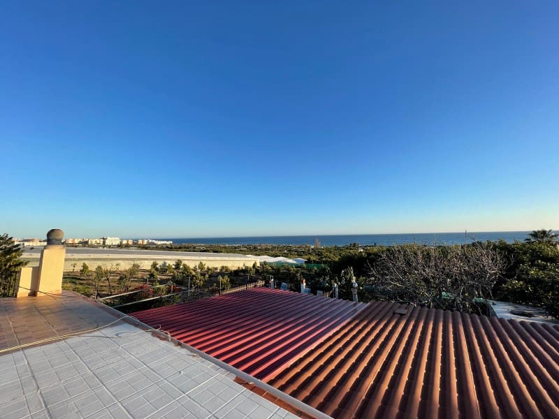 3 soveværelse Finca/Landehus til salg i Nerja med swimmingpool garage - € 549.000 (Ref: 8921587)