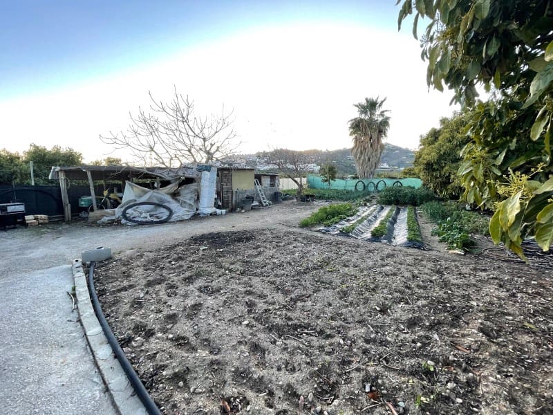 3 soveværelse Finca/Landehus til salg i Nerja med swimmingpool garage - € 549.000 (Ref: 8921587)