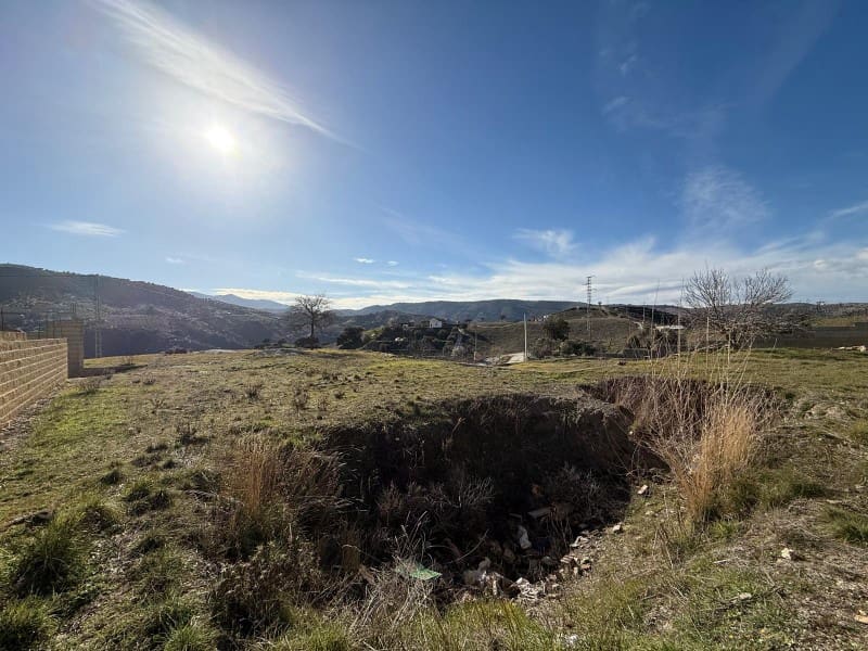 Grunde uden byggetilladelser til salg i Alhama de Granada - € 59.000 (Ref: 8926875)