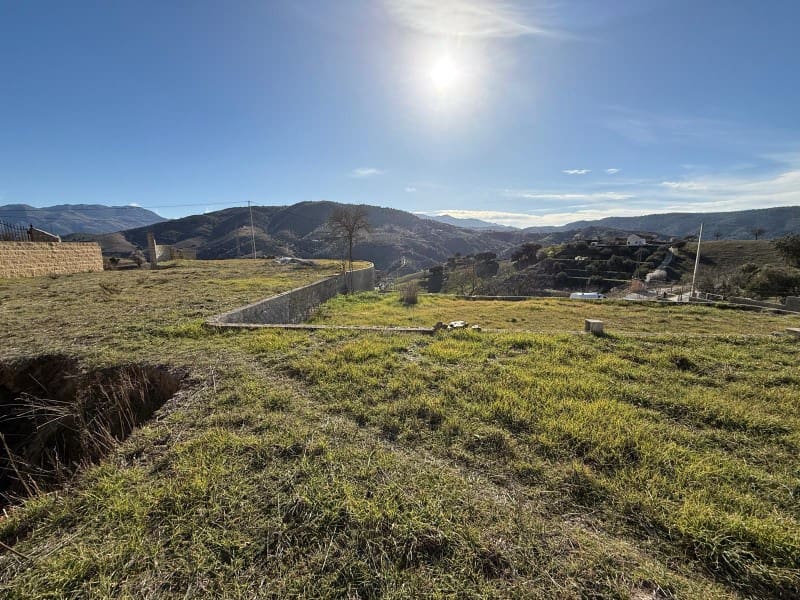 Grunde uden byggetilladelser til salg i Alhama de Granada - € 59.000 (Ref: 8926875)