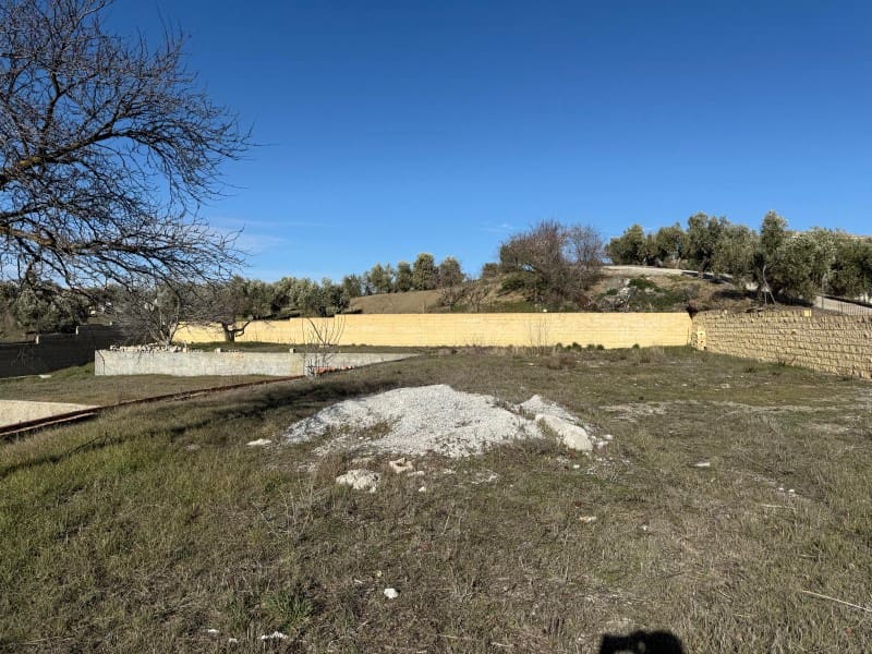 Grunde uden byggetilladelser til salg i Alhama de Granada - € 59.000 (Ref: 8926875)