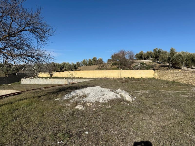 Grunde uden byggetilladelser til salg i Alhama de Granada - € 59.000 (Ref: 8926875)