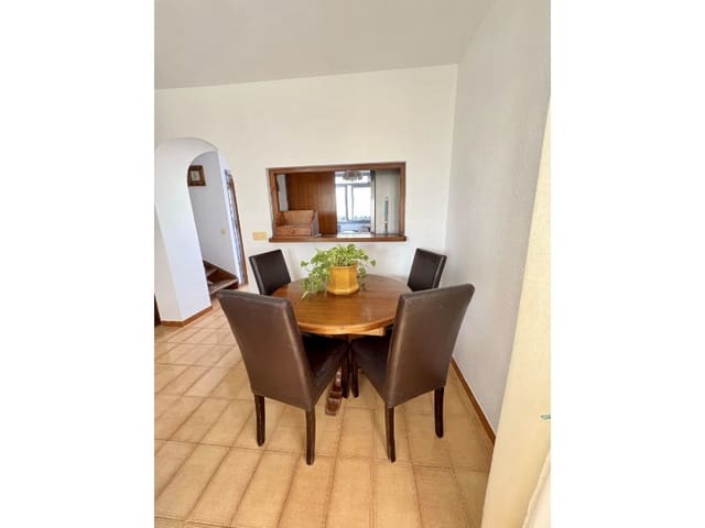 2 sypialnia Willa na sprzedaż w Centro Internacional, Torrox z basenem - 329 900 € (Ref: 8949082)