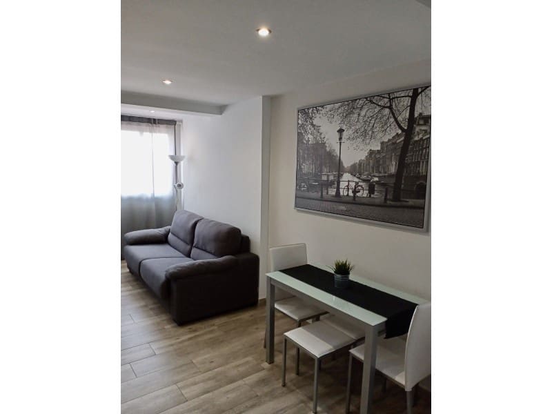 Studio til salg i Torre del Mar med swimmingpool - € 169.000 (Ref: 8986210)