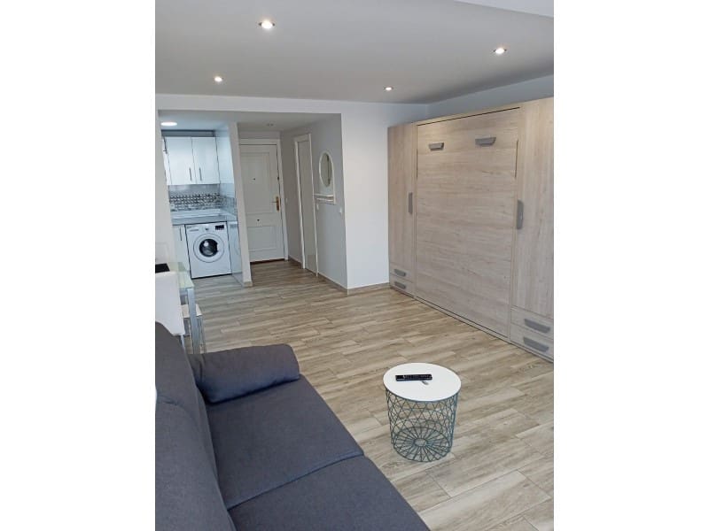 Studio til salg i Torre del Mar med swimmingpool - € 169.000 (Ref: 8986210)