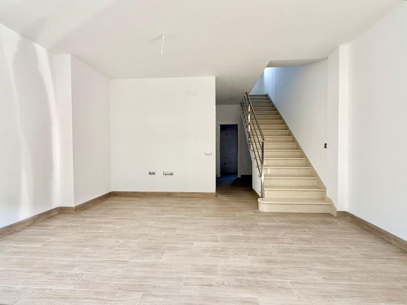 3 soveværelse Byhus til salg i Alhama de Granada - € 95.000 (Ref: 9026582)