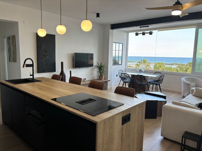 2 soveværelse Semi-Rækkehus til leje i Almayate - € 900 (Ref: 9034788)