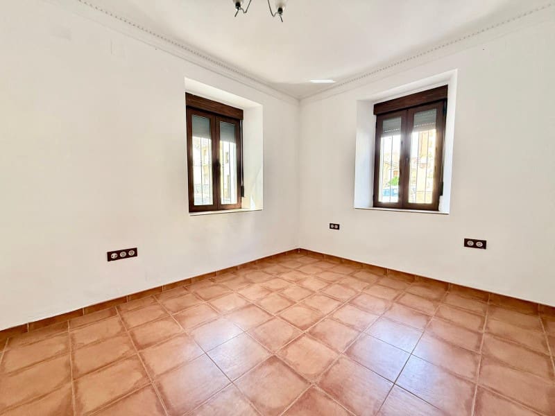 5 soveværelse Byhus til salg i Alhama de Granada - € 150.000 (Ref: 9081955)