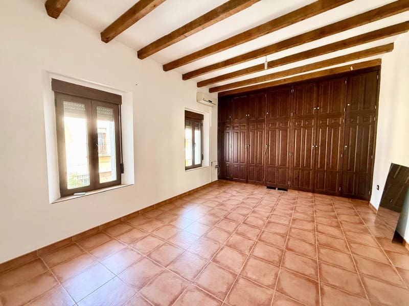 5 soveværelse Byhus til salg i Alhama de Granada - € 150.000 (Ref: 9081955)