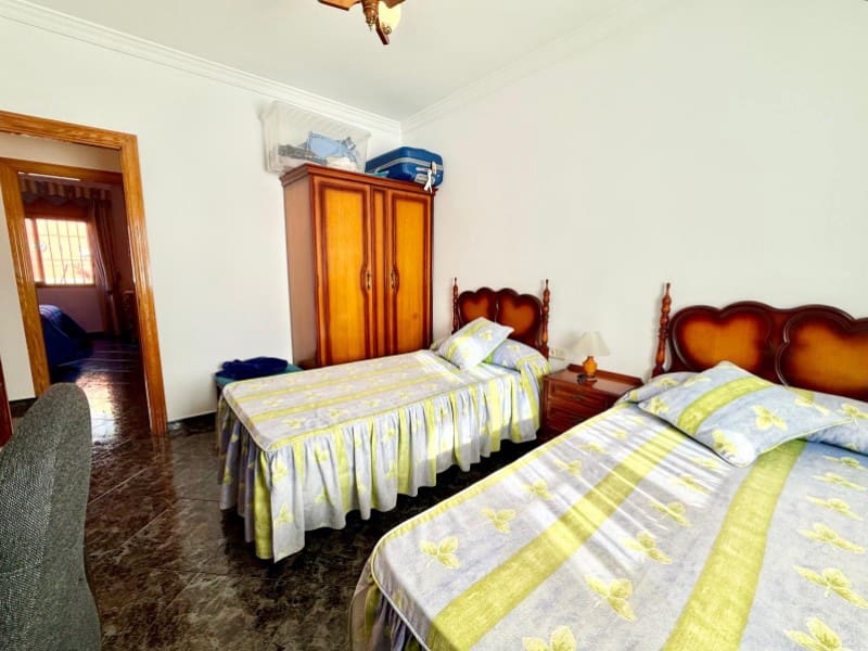 3 soveværelse Byhus til salg i Lagos med garage - € 428.900 (Ref: 9081957)