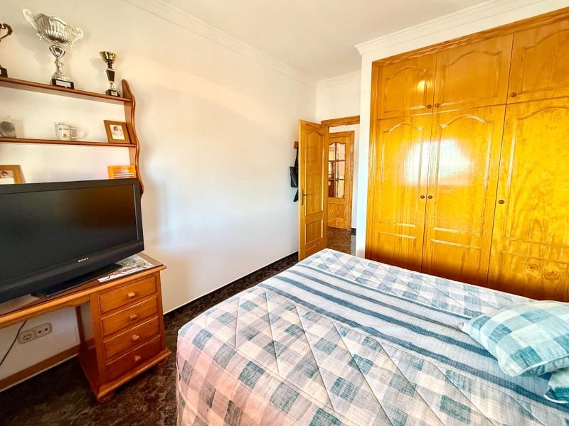 3 soveværelse Byhus til salg i Lagos med garage - € 428.900 (Ref: 9081957)