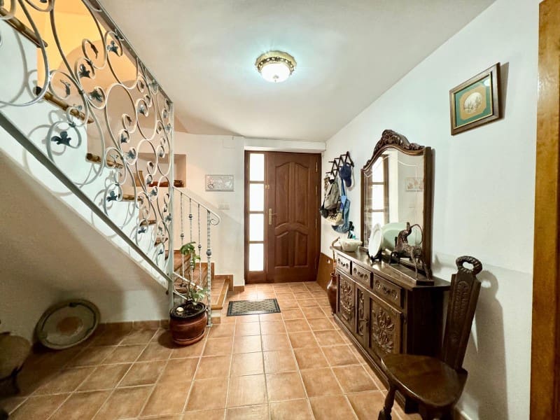 5 soveværelse Byhus til salg i Alhama de Granada - € 110.000 (Ref: 9114338)