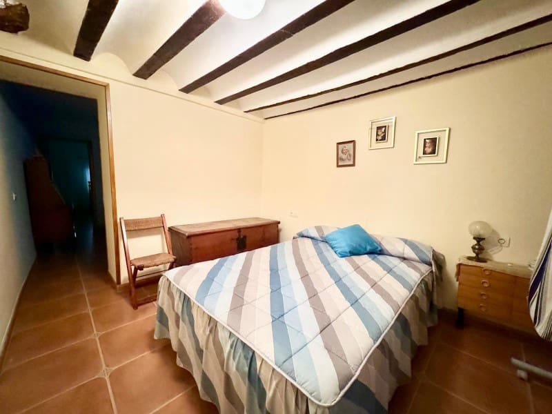 5 soveværelse Byhus til salg i Alhama de Granada - € 110.000 (Ref: 9114338)