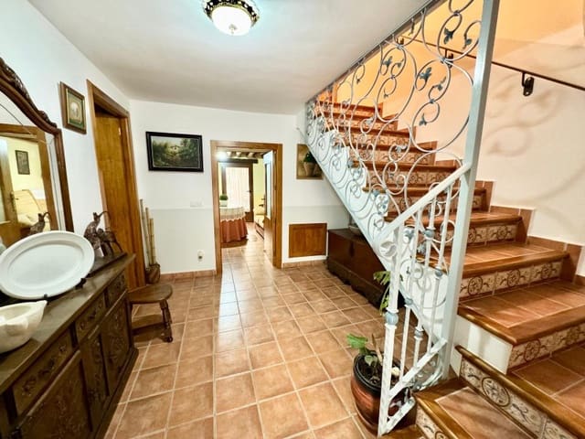 5 soveværelse Byhus til salg i Alhama de Granada - € 110.000 (Ref: 9114338)