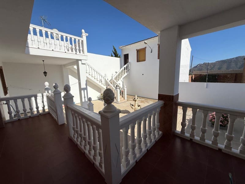 4 soverom Hus til salgs i Zafarraya med garasje - € 220 000 (Ref: 9129940)