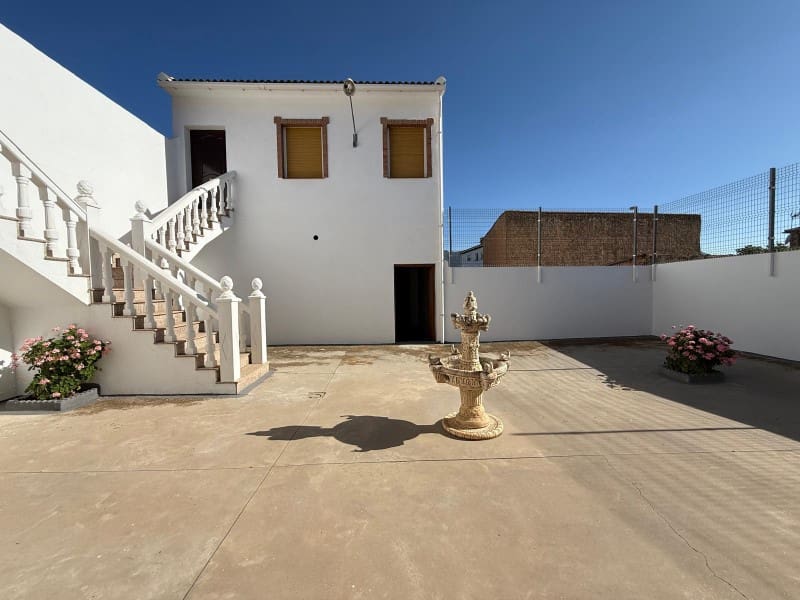 4 soverom Hus til salgs i Zafarraya med garasje - € 220 000 (Ref: 9129940)