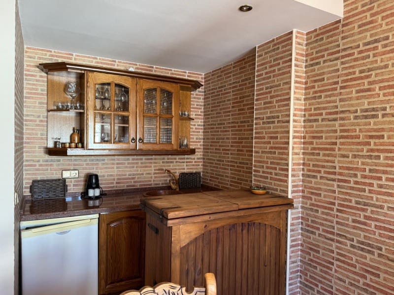 4 soverom Hus til salgs i Zafarraya med garasje - € 220 000 (Ref: 9129940)