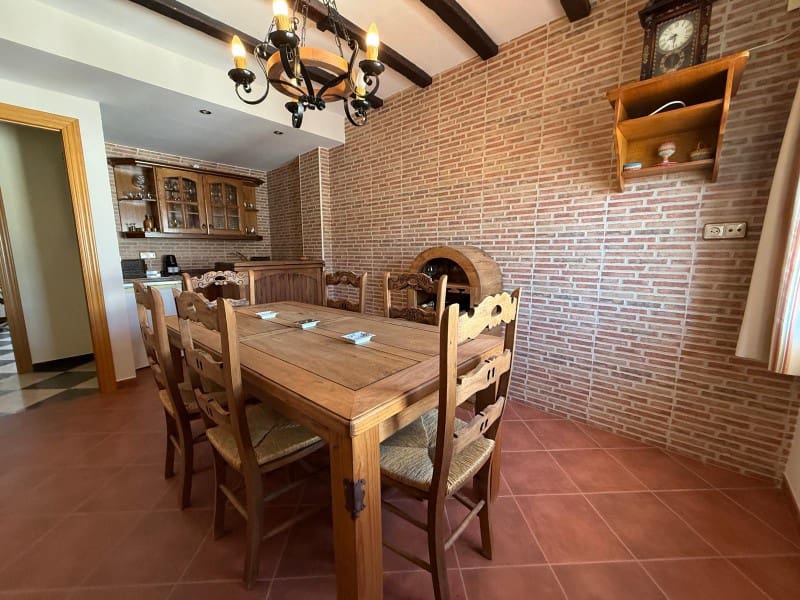 4 soverom Hus til salgs i Zafarraya med garasje - € 220 000 (Ref: 9129940)