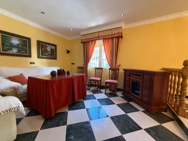 4 soverom Hus til salgs i Zafarraya med garasje - € 220 000 (Ref: 9129940)