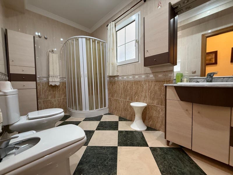 4 soverom Hus til salgs i Zafarraya med garasje - € 220 000 (Ref: 9129940)