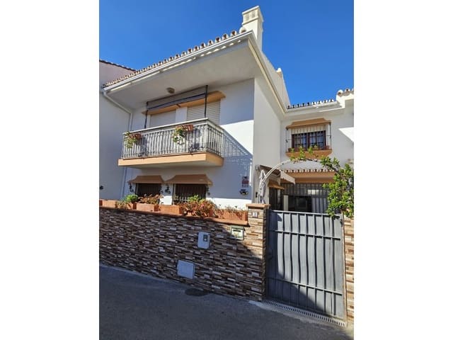 3 sypialnia Willa na sprzedaż w Urbanización Santa Rosa, Torrox z garażem - 320 000 € (Ref: 9131896)