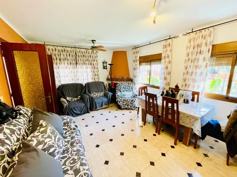 3 soveværelse Villa til salg i Torrox-Costa med garage - € 320.000 (Ref: 9131896)