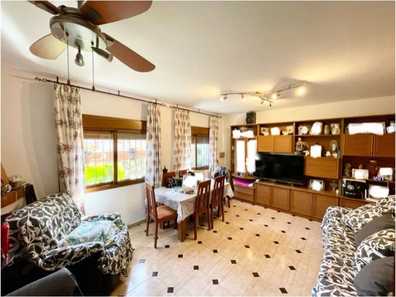 3 soveværelse Villa til salg i Torrox-Costa med garage - € 320.000 (Ref: 9131896)