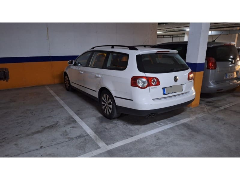 2 sypialnia Mieszkanie na sprzedaż w Torre del Mar z basenem garażem - 330 000 € (Ref: 9162158)