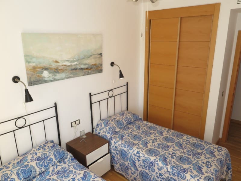 2 sypialnia Mieszkanie na sprzedaż w Torre del Mar z basenem garażem - 330 000 € (Ref: 9162158)