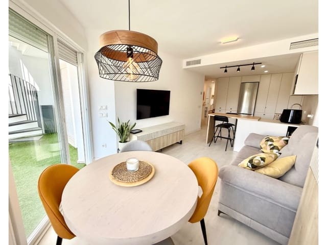 3 slaapkamer Appartement te huur in Rincón de la Victoria met garage - € 1.800 (Ref: 9181322)