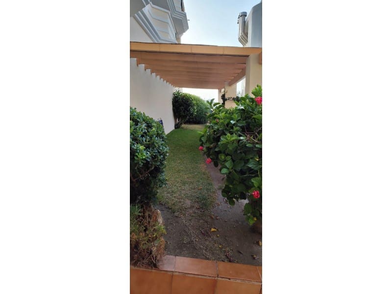 3 quarto Apartamento para venda em Torrox-Costa com piscina garagem - 279 900 € (Ref: 9193994)