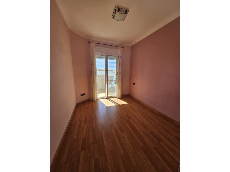 3 quarto Apartamento para venda em Torrox-Costa com piscina garagem - 279 900 € (Ref: 9193994)