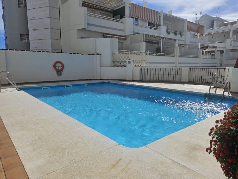3 quarto Apartamento para venda em Torrox-Costa com piscina garagem - 279 900 € (Ref: 9193994)