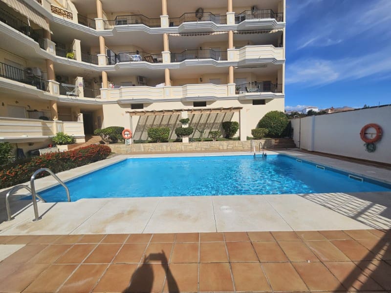 3 quarto Apartamento para venda em Torrox-Costa com piscina garagem - 279 900 € (Ref: 9193994)