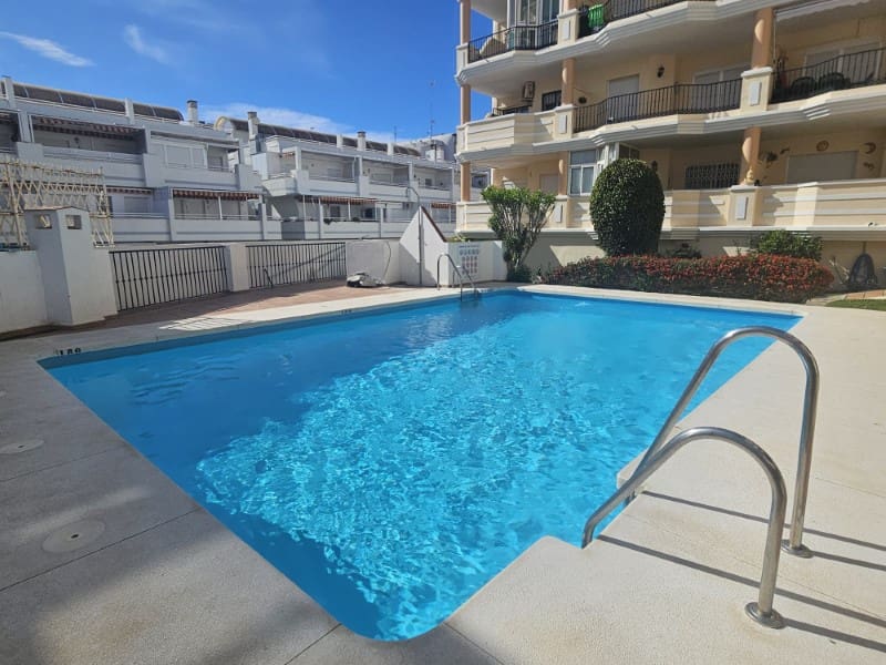 3 quarto Apartamento para venda em Torrox-Costa com piscina garagem - 279 900 € (Ref: 9193994)