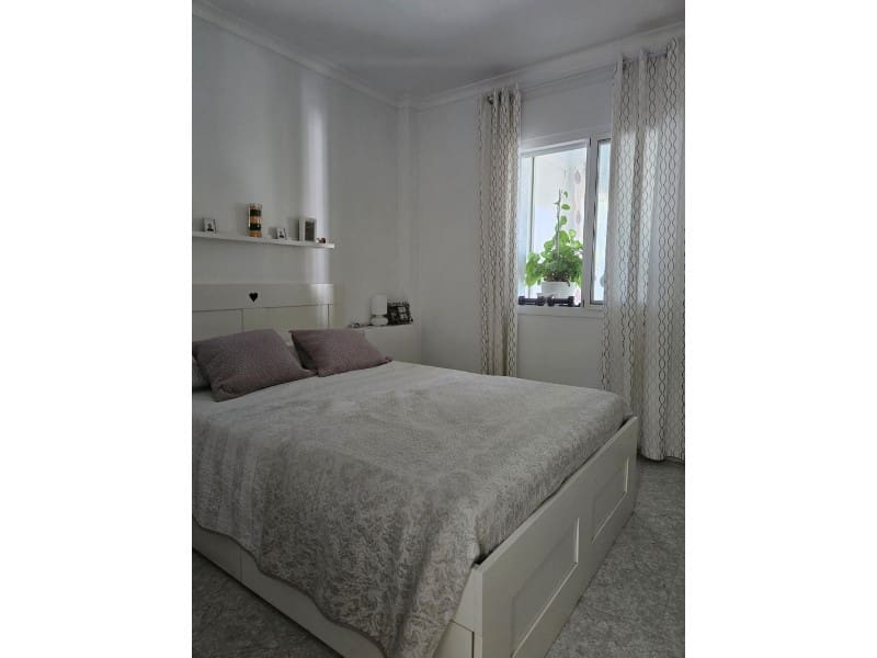 2 bedroom Flat for sale in Torrox Park with pool - € 244,000 (Ref: 9262826)