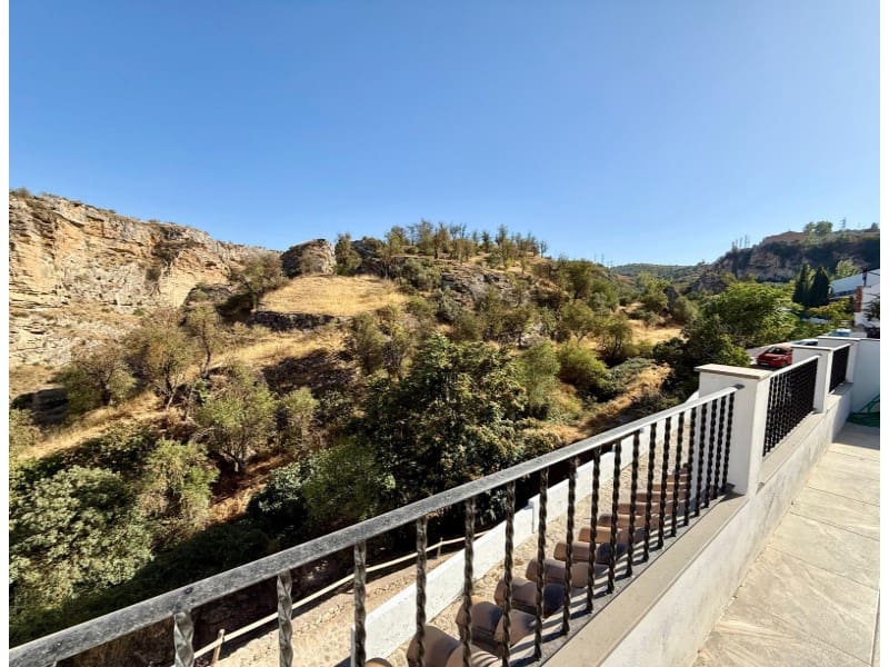 4 soveværelse Byhus til salg i Alhama de Granada - € 240.000 (Ref: 9282417)