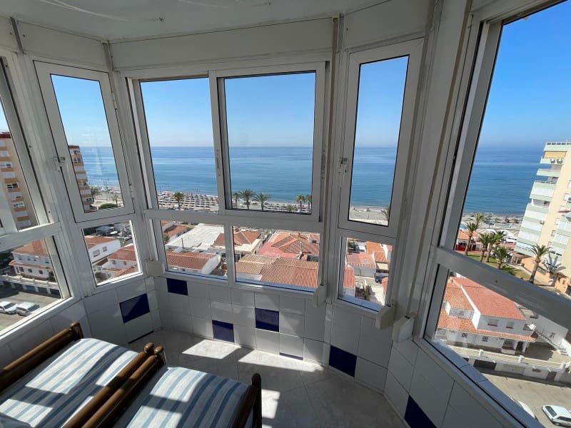 2 slaapkamer Flat te koop in Torrox-Costa met zwembad - € 315.000 (Ref: 9300984)