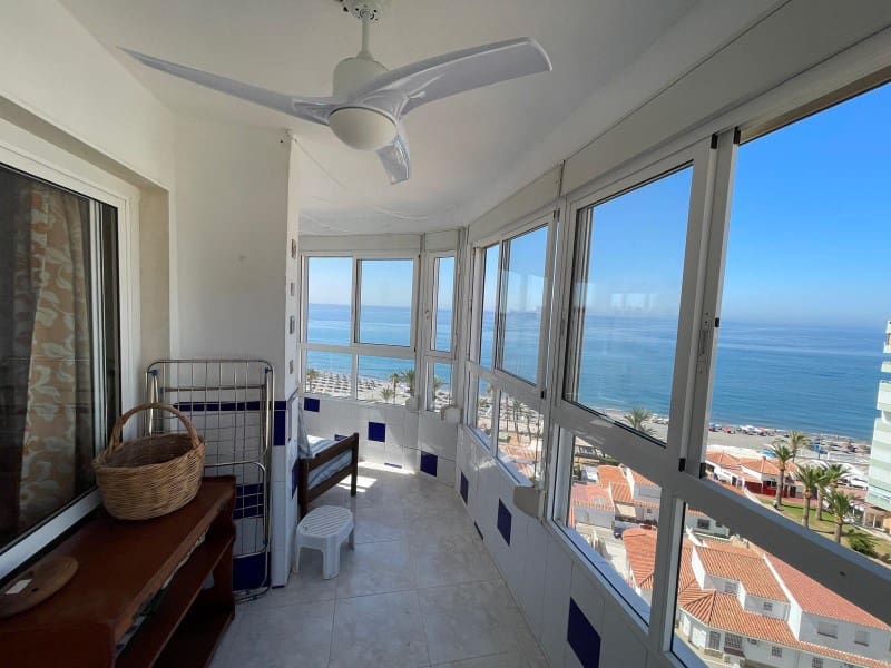 2 slaapkamer Flat te koop in Torrox-Costa met zwembad - € 315.000 (Ref: 9300984)