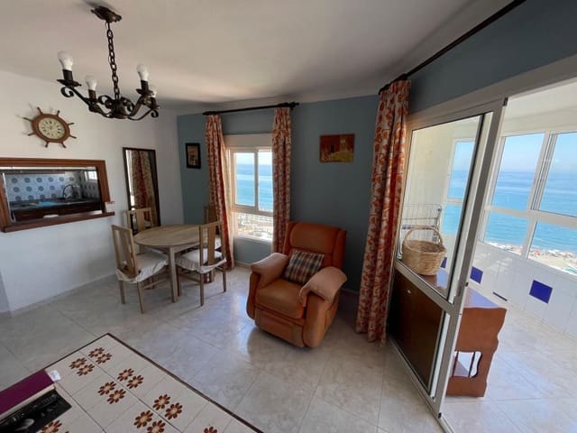 2 slaapkamer Flat te koop in Centro Internacional, Torrox met zwembad - € 315.000 (Ref: 9300984)