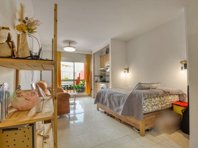 Studio til salgs i Rincón de la Victoria med svømmebasseng - € 175 000 (Ref: 9303397)