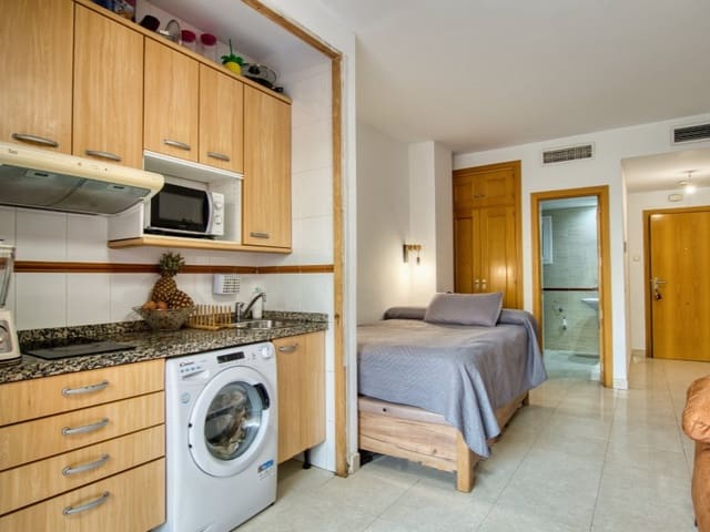 Studio til salgs i Rincón de la Victoria med svømmebasseng - € 175 000 (Ref: 9303397)