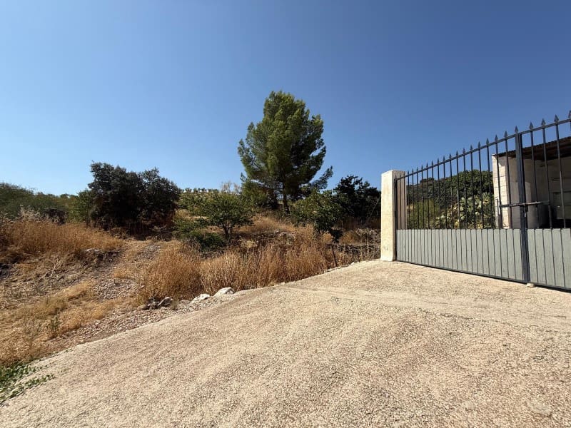 3 bedroom Finca/Country House for sale in Cacin with garage - € 139,000 (Ref: 9303398)