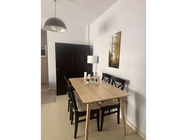 2 makuuhuone Asunto myytävänä paikassa Torrox Pueblo, Torrox mukana uima-altaan 
autotalli - 240 000 € (Ref: 9335378)