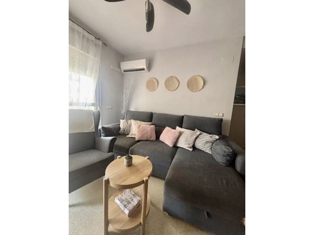 2 makuuhuone Asunto myytävänä paikassa Torrox Pueblo, Torrox mukana uima-altaan 
autotalli - 240 000 € (Ref: 9335378)